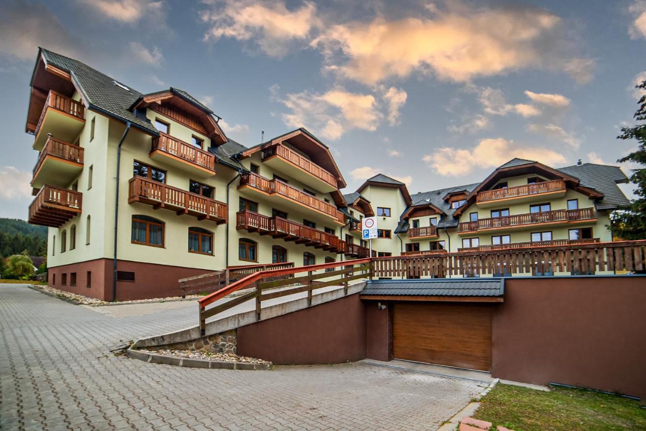 Apartman Tulanie 62 Kamzik Donovaly 2 Izbovy Mezonet Deluxe Parkovanie V Podzemnej Garazi Zdarma Экстерьер фото